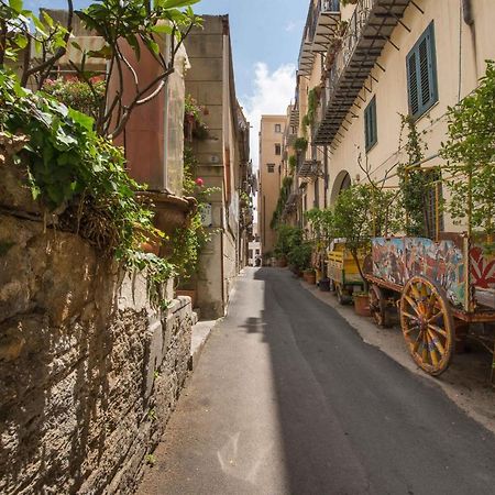 Casa Dell'Architetto Alla Cattedrale By Wonderful Italy Palerme Extérieur photo